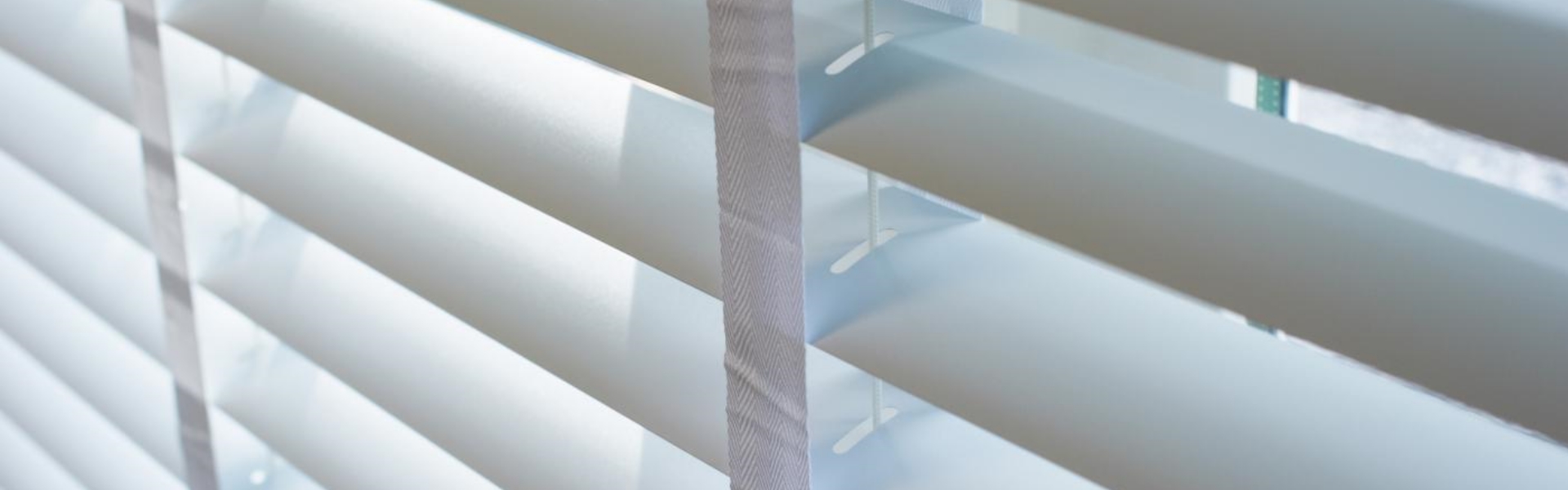 gordijnen huis raambekleding horizontale jaloezieen